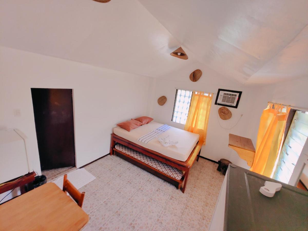 Patrick'S On The Beach Resort General Luna  Exterior foto