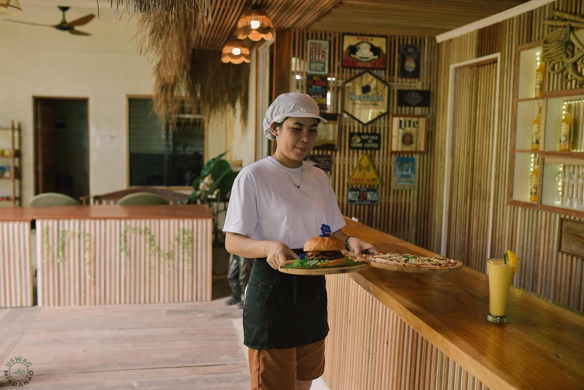 Patrick'S On The Beach Resort General Luna  Exterior foto