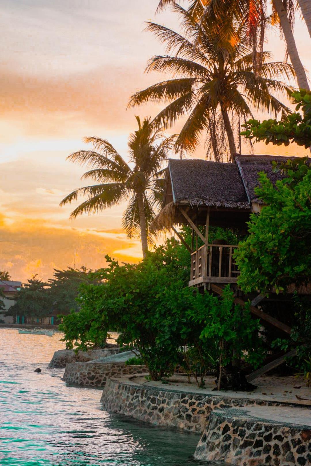 Patrick'S On The Beach Resort General Luna  Exterior foto